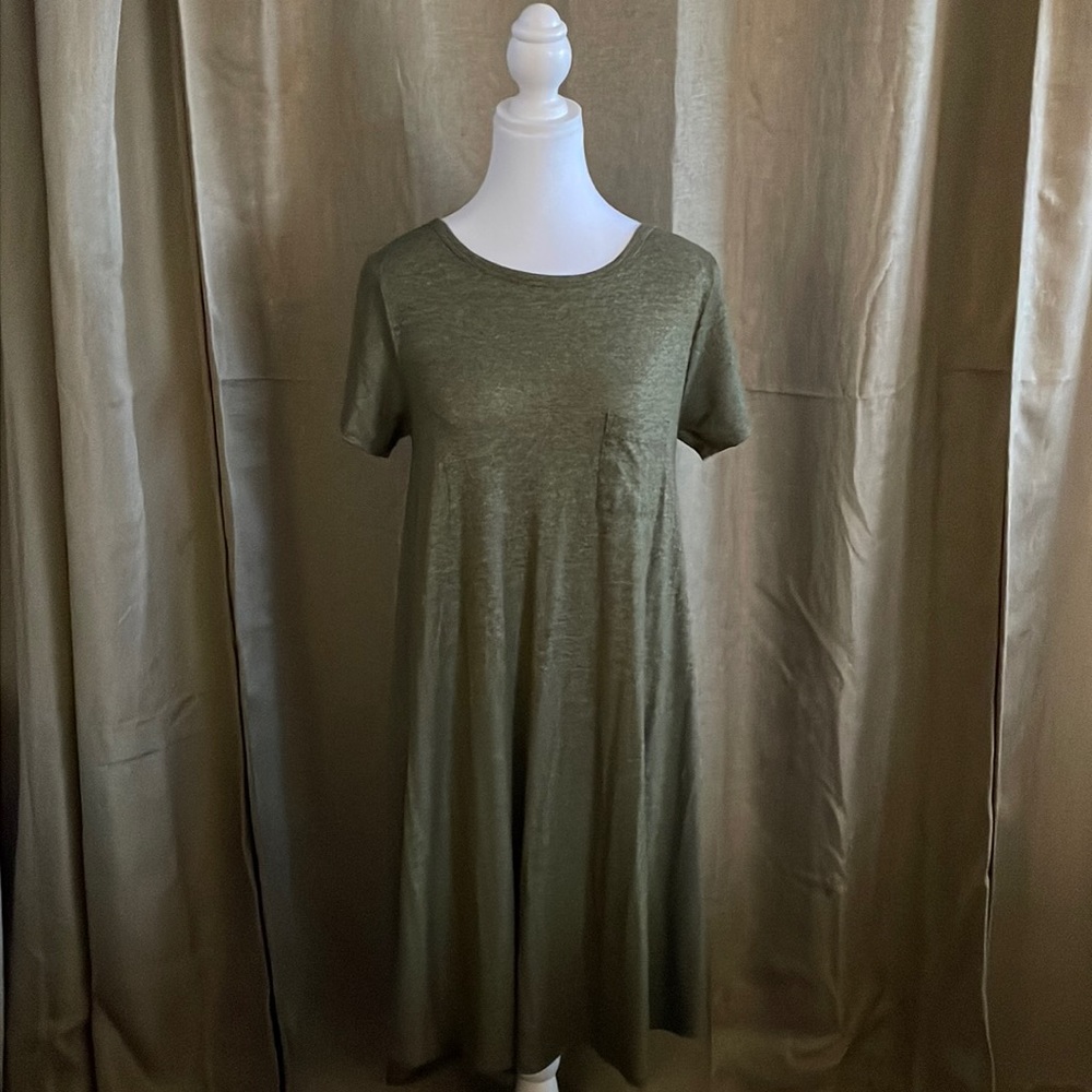 Great condition size XS Lularoe dress